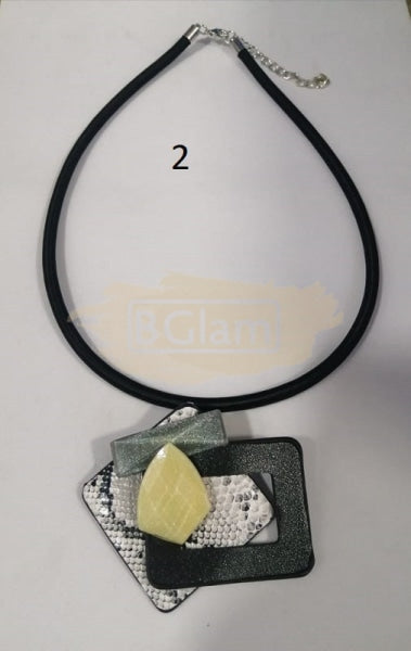 Fashion Jewelry - Necklace M-260-1 - White Textured