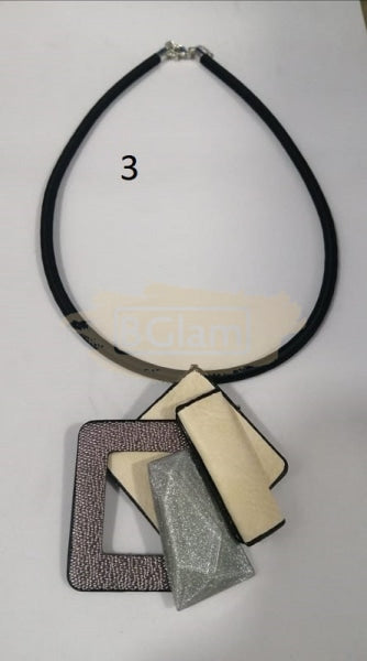 Fashion Jewelry - Necklace M-260-1 Cream